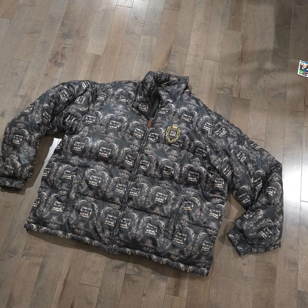 Sean John Puffer Jacket 2XL Black Full Zip Crown Crest Monogram Print Coat - Picture 2 of 15
